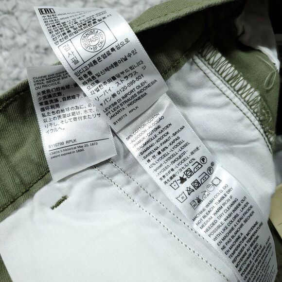 Levi's Premium Pleated Trouser Shorts High Rise Green Relaxed Women's Size 24 - Picture 7 of 11